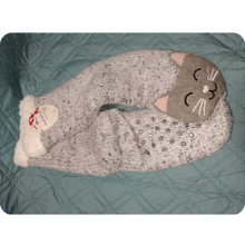 Load image into Gallery viewer, Thick Slipper Socks Grippers Non Slip Warm Fleece Lining Fluffy Fuzzy Socks 5-10
