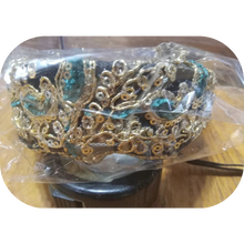 Load image into Gallery viewer, Embroidery Lace Headband Wide Head Hoop Blue/Green Retro Style Hair Accessories
